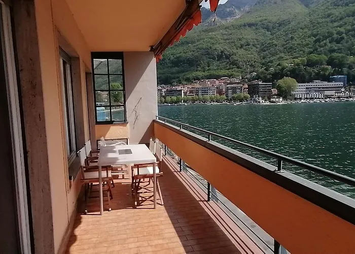Апартаменты Lakefront 15